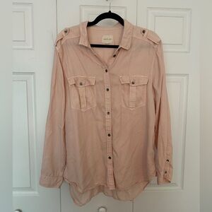 American Eagle Button Up